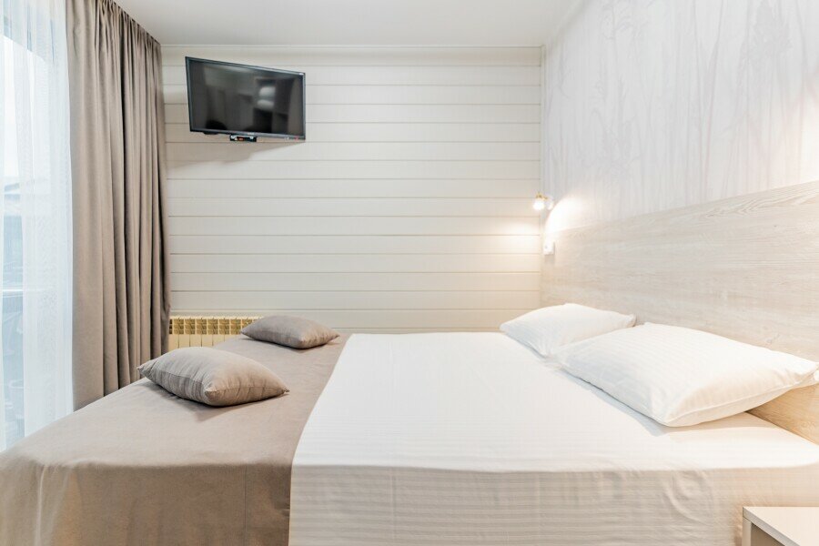 Гостиница Терем у реки Каменномостский