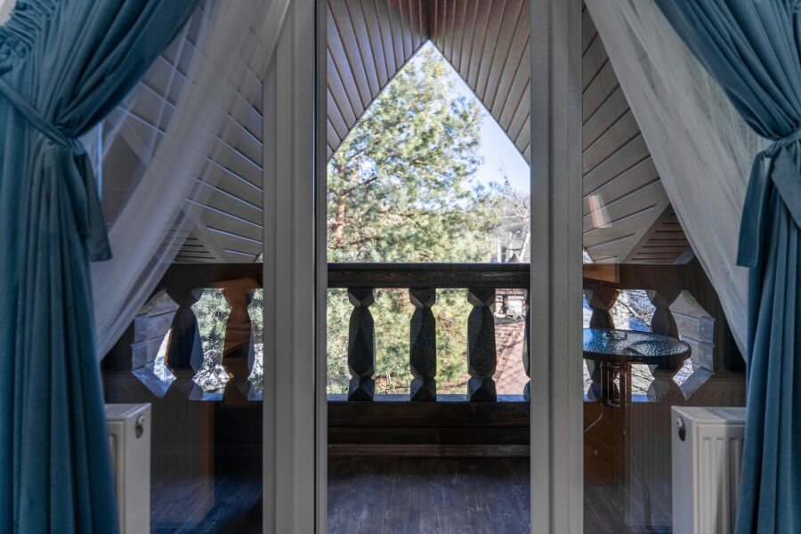 Гостиница Терем у реки Каменномостский