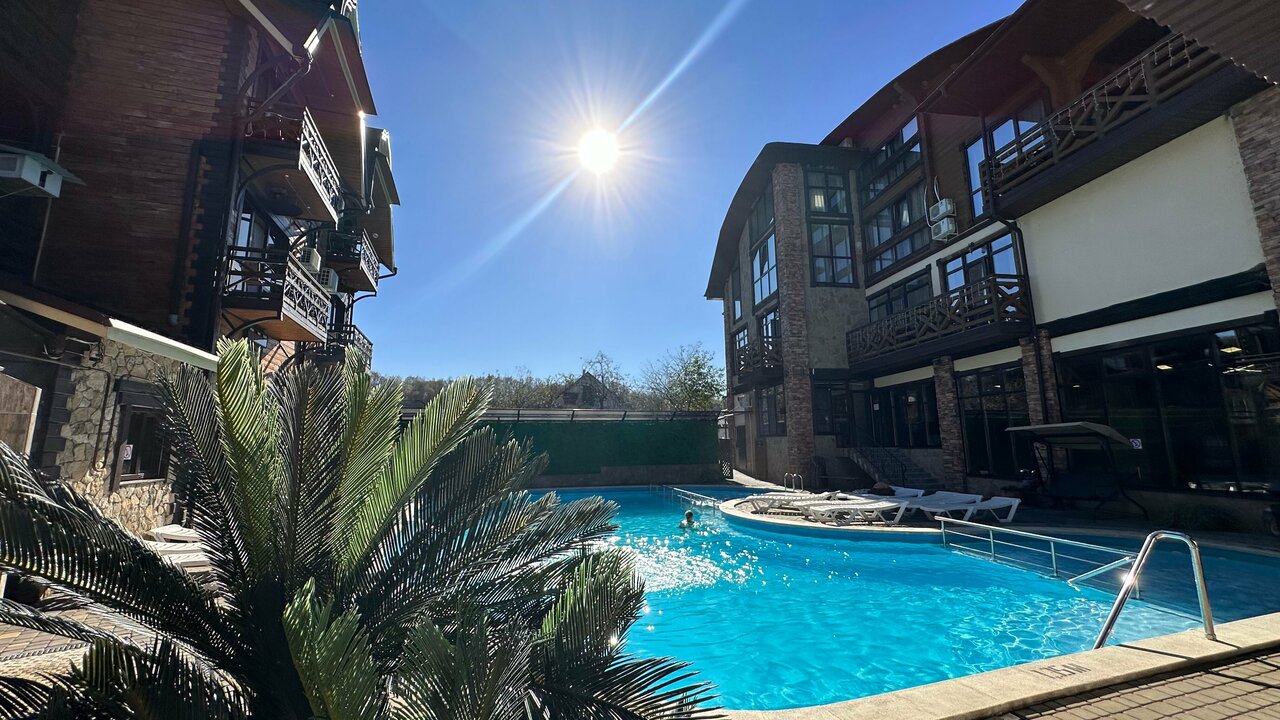 Гостиница Терем у реки Каменномостский-78