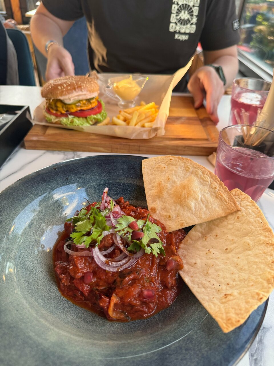 Гостиница Терем у реки Каменномостский-233