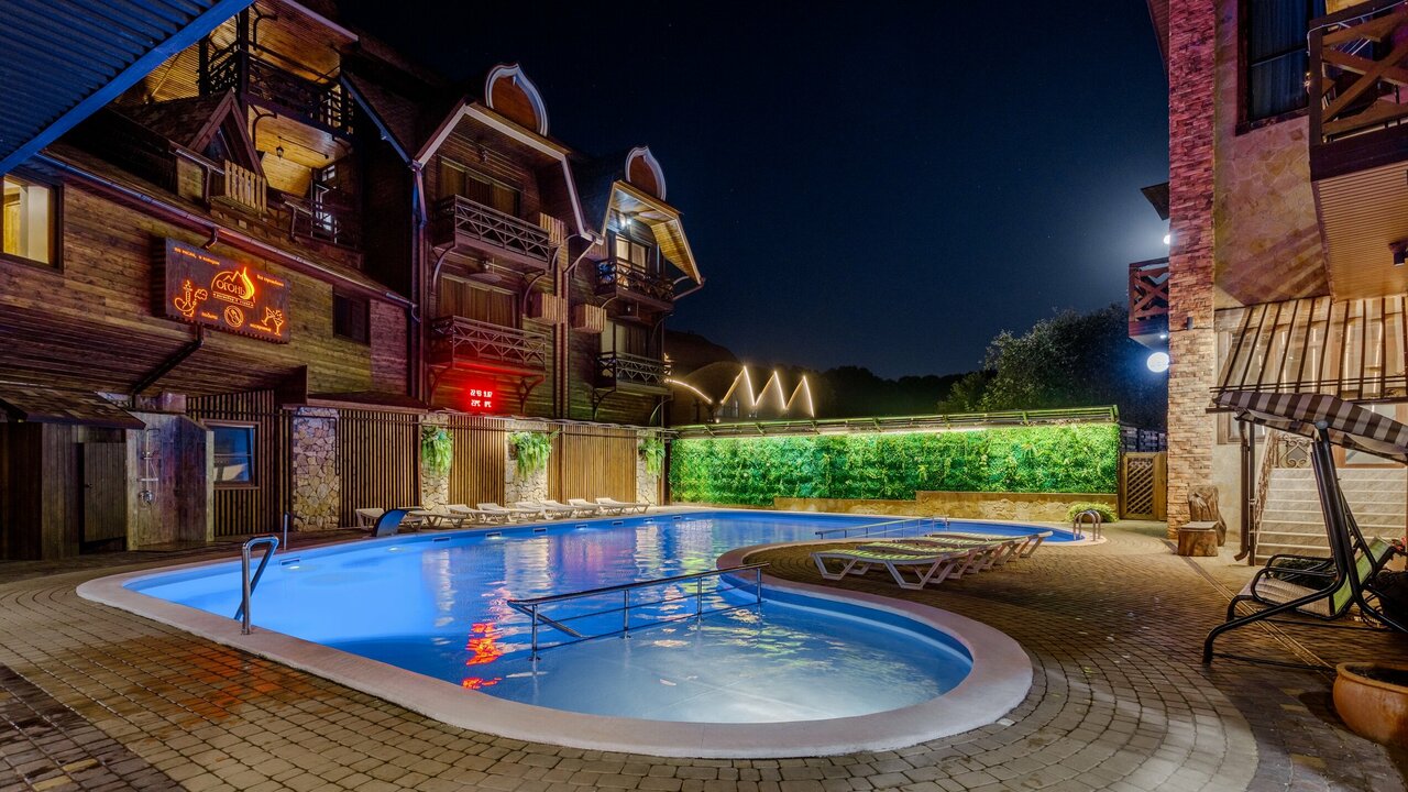 Гостиница Терем у реки Каменномостский-77