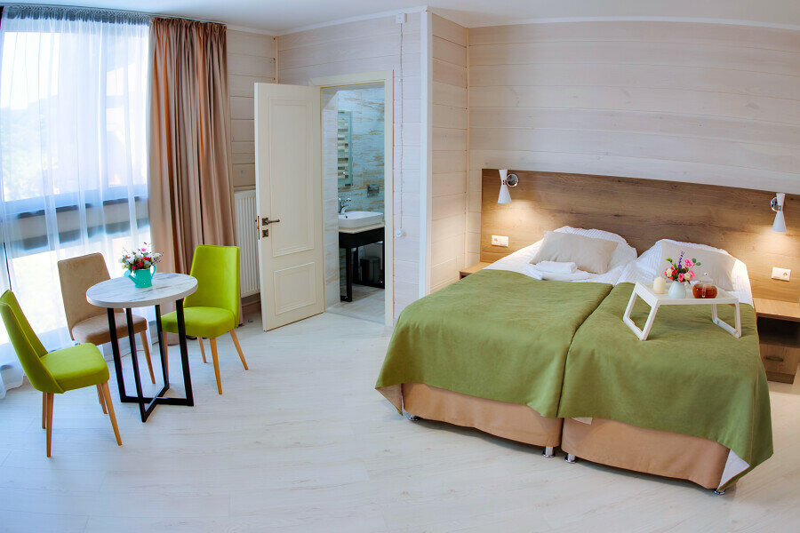 Гостиница Терем у реки Каменномостский