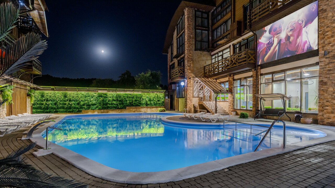 Гостиница Терем у реки Каменномостский-33