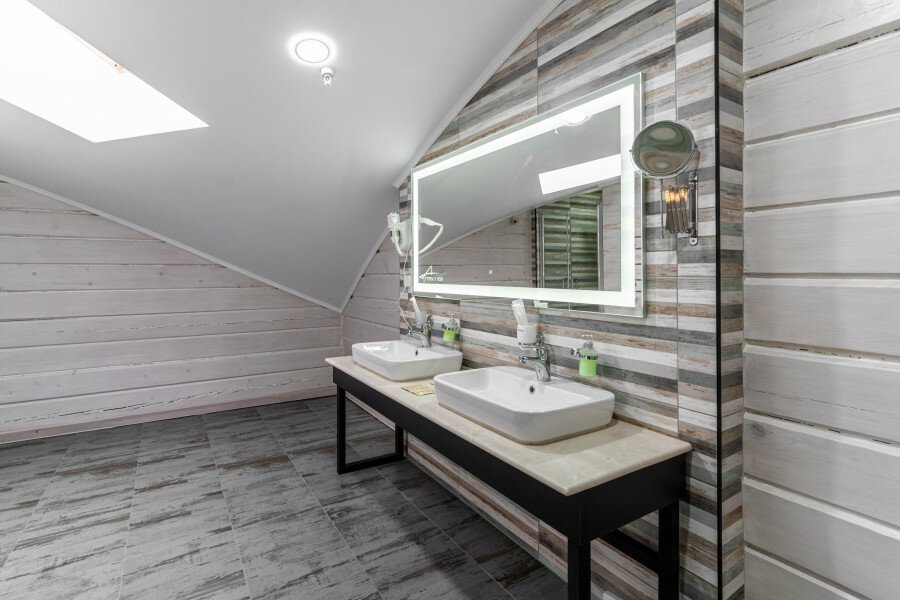 Гостиница Терем у реки Каменномостский