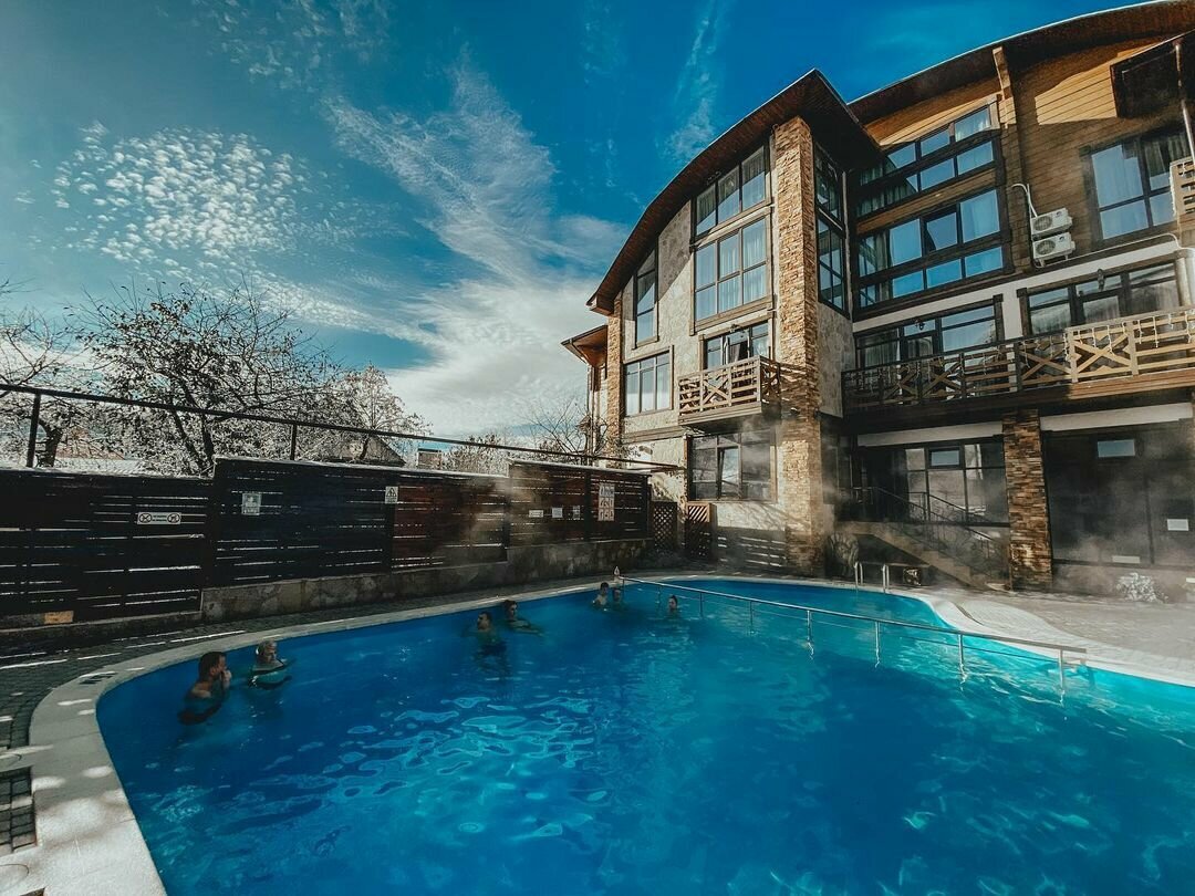 Гостиница Терем у реки Каменномостский-203