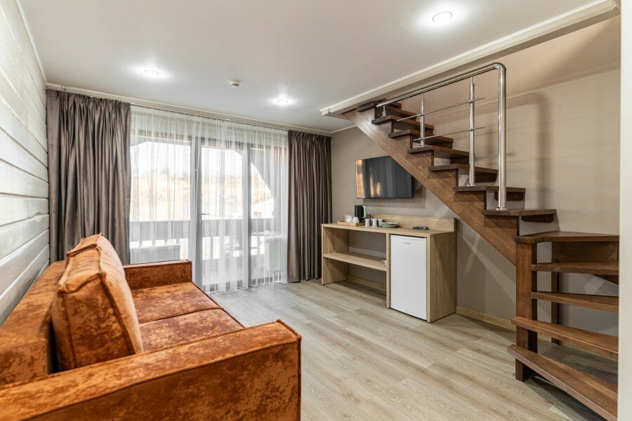 Гостиница Терем у реки Каменномостский