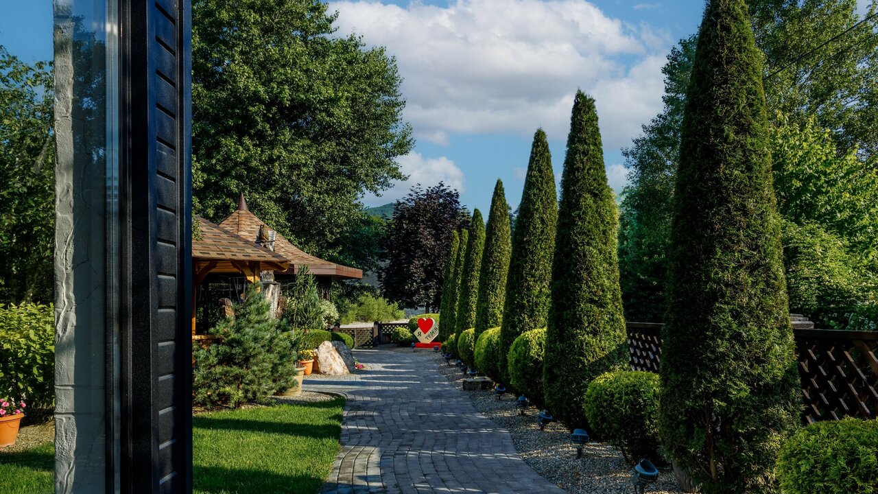 Гостиница Терем у реки Каменномостский-32