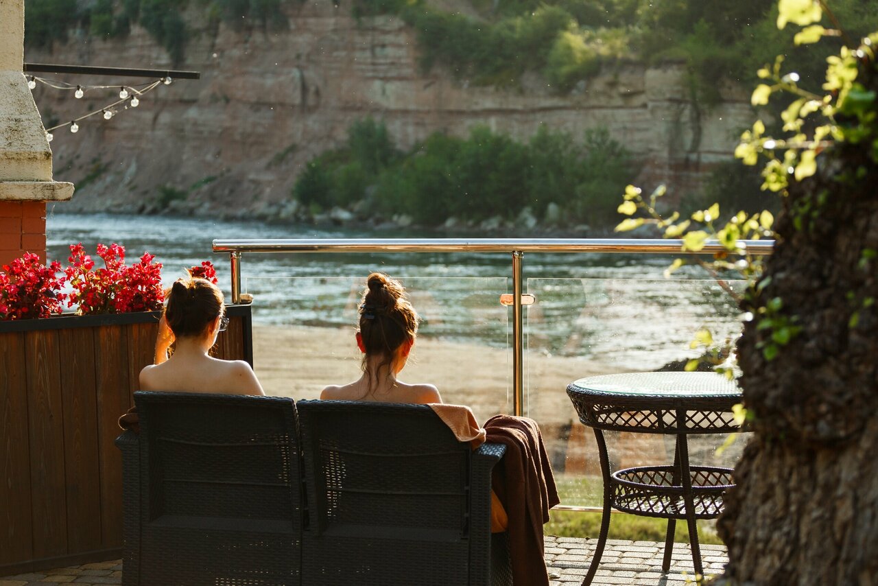 Гостиница Терем у реки Каменномостский-29