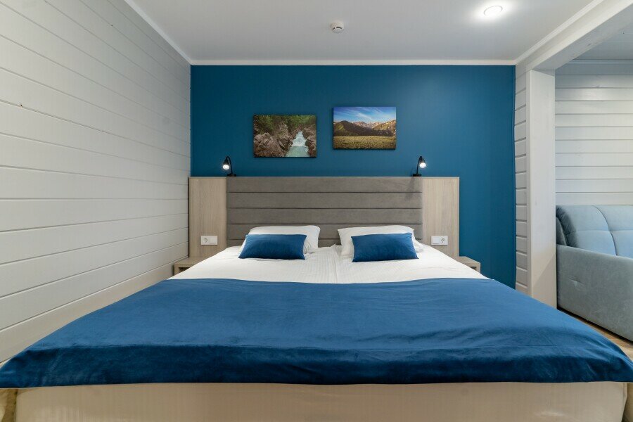 Гостиница Терем у реки Каменномостский