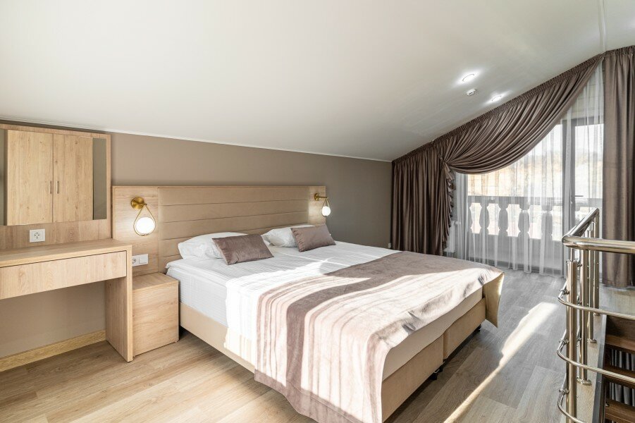 Гостиница Терем у реки Каменномостский