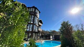 Гостиница Терем у реки Каменномостский-7