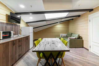 Гостиница Терем у реки Каменномостский 3-х местный семейный комфорт без балкона-3