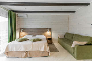 Гостиница Терем у реки Каменномостский 2-х местный номер комфорт с балконом-4