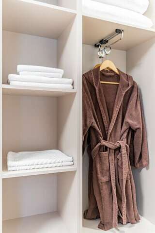 Гостиница Терем у реки Каменномостский 2-х местный смарт с балконом-7