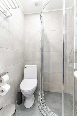 Гостиница Терем у реки Каменномостский 2-х местный смарт с балконом-15