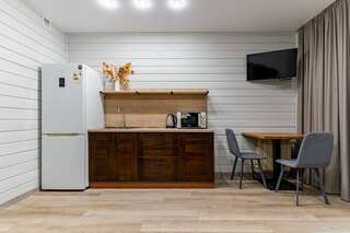 Гостиница Терем у реки Каменномостский 3-х местный двухкомнатный номер-3