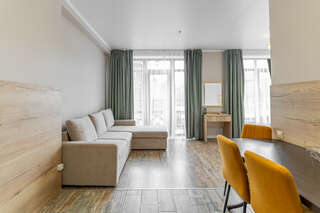 Гостиница Терем у реки Каменномостский 3-х местный номер-студия комфорт с балконом-3