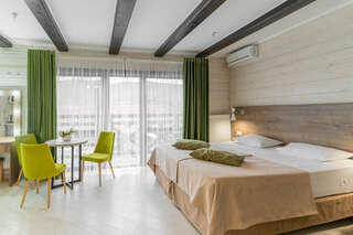 Гостиница Терем у реки Каменномостский 2-х местный номер комфорт с балконом-1