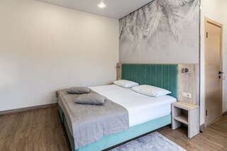 Гостиница Терем у реки Каменномостский 2-х местный стандарт+ без балкона-8