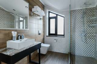 Гостиница Терем у реки Каменномостский Для 2 детей от 3 до 5 лет (с завтраками)-19