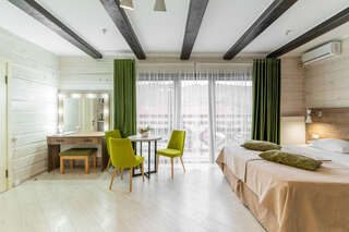 Гостиница Терем у реки Каменномостский 2-х местный номер комфорт с балконом-2