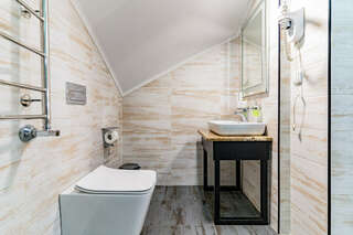 Гостиница Терем у реки Каменномостский 2-х местный номер комфорт с балконом-13