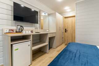 Гостиница Терем у реки Каменномостский 2-х местный комфорт с балконом-8