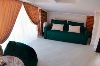 Гостиница Терем у реки Каменномостский 2-х местный стандарт+ без балкона-4