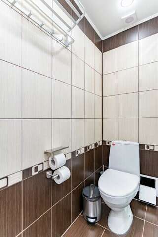 Гостиница Терем у реки Каменномостский 3-х местный двухкомнатный номер-13