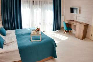 Гостиница Терем у реки Каменномостский 2-х местный номер стандарт+-3