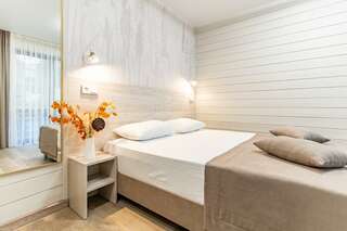 Гостиница Терем у реки Каменномостский 2-х местный стандартный номер "Компакт" с балконом-2