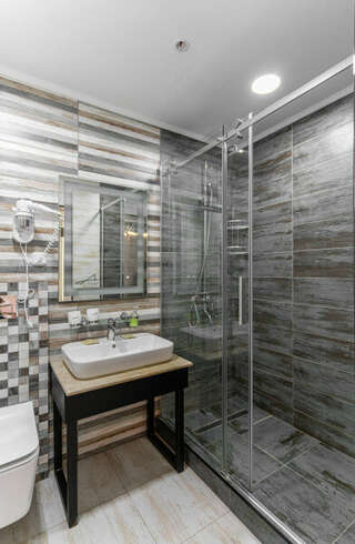 Гостиница Терем у реки Каменномостский 2-х местный номер комфорт с балконом-6