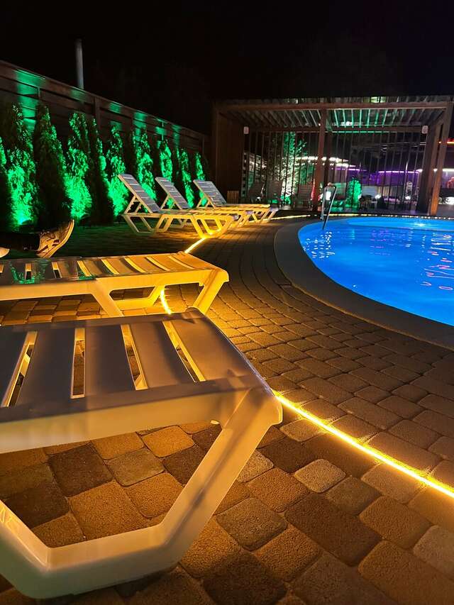 Гостиница Терем у реки Каменномостский-83