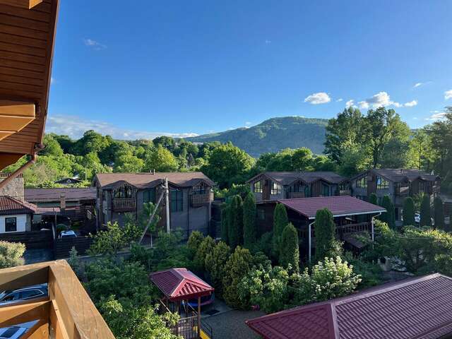 Гостиница Терем у реки Каменномостский-223