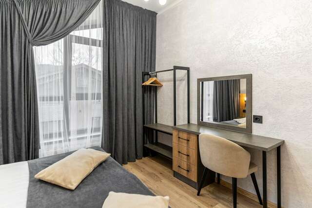 Гостиница Терем у реки Каменномостский-58